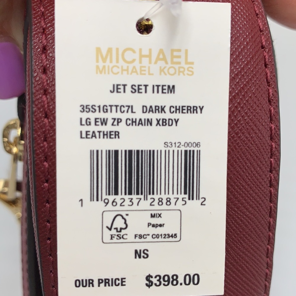MICHAEL KORS
Large East West Saffiano Leather Crossbody Bag DARK CHERRY🍒COLOR - Picture 16 of 16